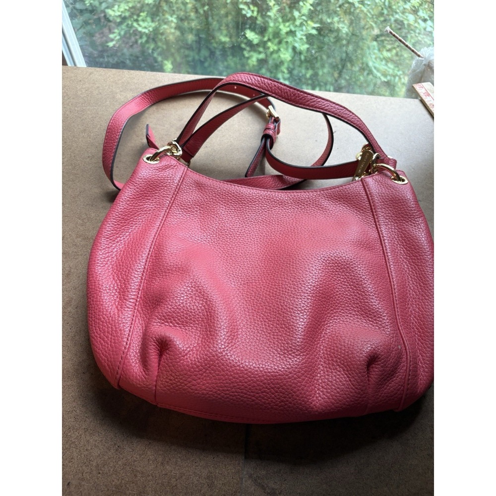 Michael Kors Pink Leather Hobo Shoulder Bag Tassel Charm Gold Tone Zip Pocket - Picture 4 of 9